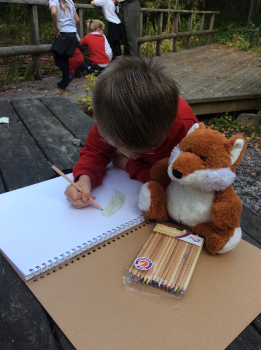 MrsARichards95's tweet photo. After school club had a lovely first session at #ForestSchool today! We met our new friend #ForestFox 🦊 talked about our rules and explored our lovely area! 🌳🌲🍂🍃 @garntegprimary @ZAlly95 @sattewell95 https://t.co/gnokoWaj9C