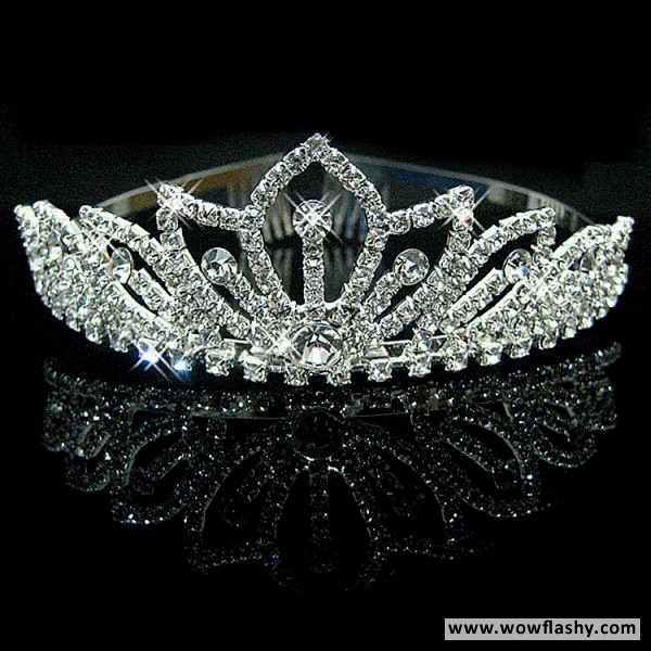 wowflashy_com's tweet photo. https://t.co/u1kDcs4LNi
designed of superior quality material. perfect to wear during wedding. the clearrhinestone crystal makes you even amazing. https://t.co/6Vao8BG3so