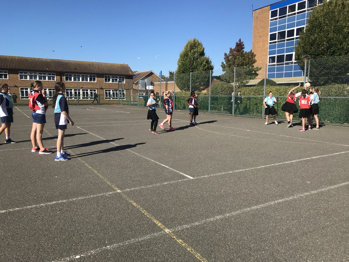 PPatelTMCS's tweet photo. Watching the girls from 7TA in their first inter house competition of the year #netball #wewon #gothames https://t.co/rirtjmOqb0