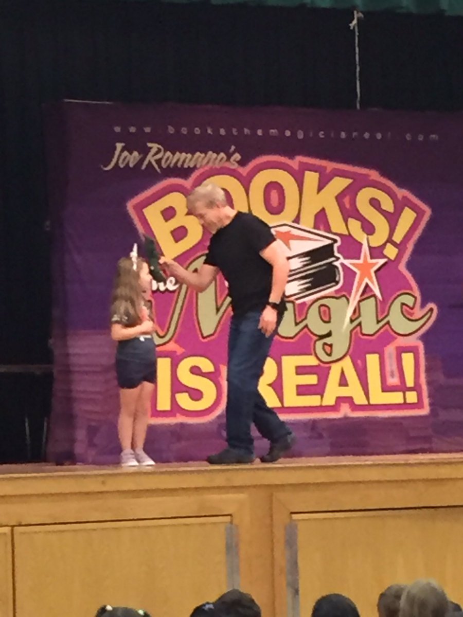 17lifeisgood's tweet photo. Magician Joe Romano AMAZED and DAZZLED us about some special books! Our class magician’s assistant was Isabella 🎩 📚 Thanks to our Dugan PTA! @FJDugan @MTPSNJ #booksthemagicisreal #joeromano #mrsleisterssecondgrade https://t.co/QtLaFMpIlP