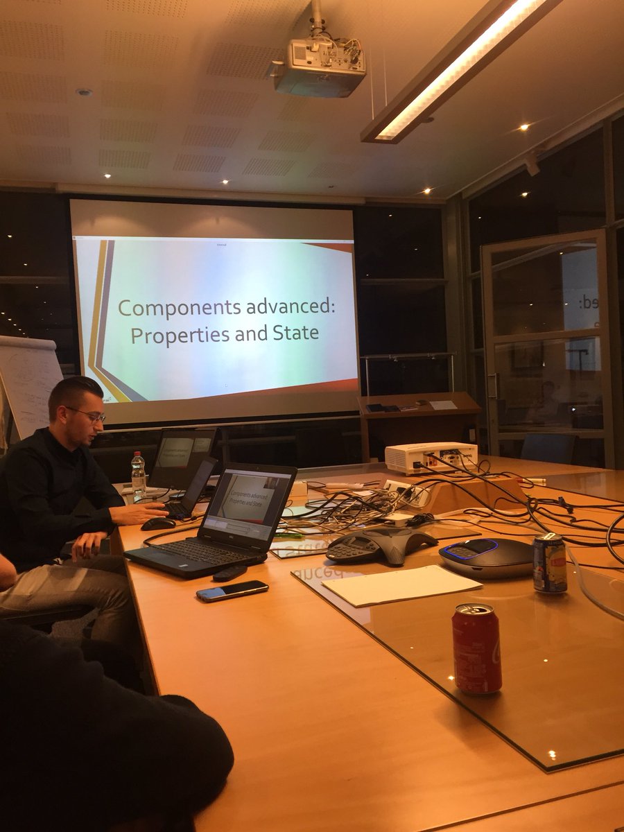 BenVdP's tweet photo. #React and the #SPFx @abcgroep #technischeSessie https://t.co/qfq1qw15HD