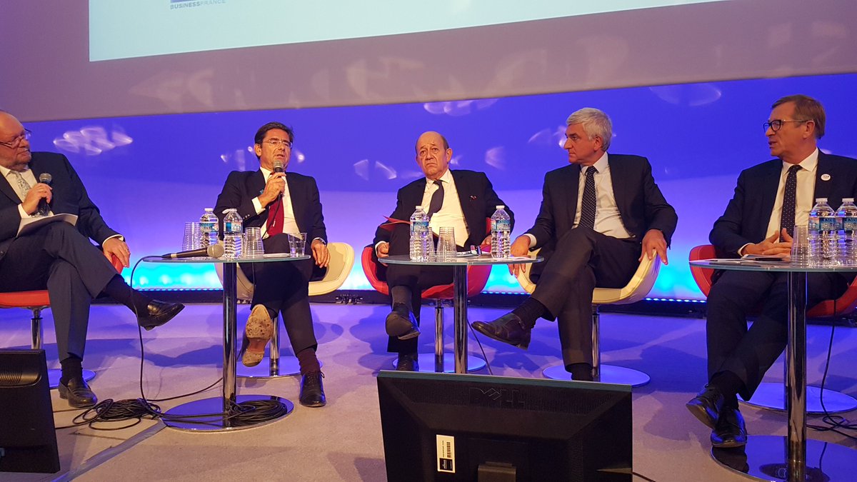 Pedro__Novo's tweet image. Les membres fondateurs du Team France #Export lancé avec les 100 collaborateurs du réseau mondial de @BusinessFrance ! #ExportPower