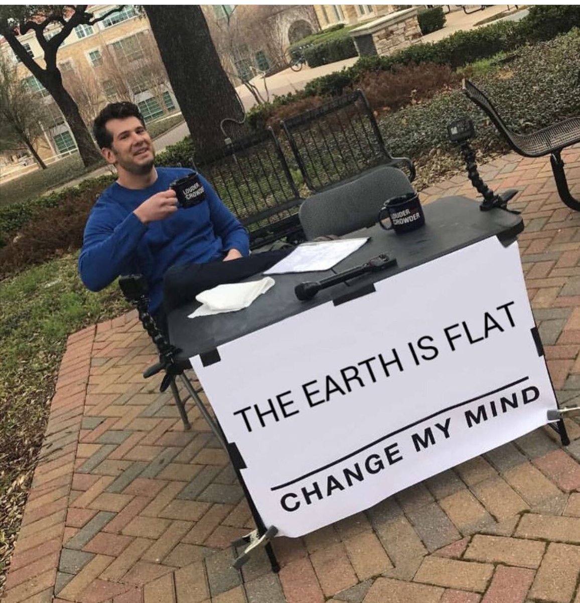 plainfactz's tweet image. 😌