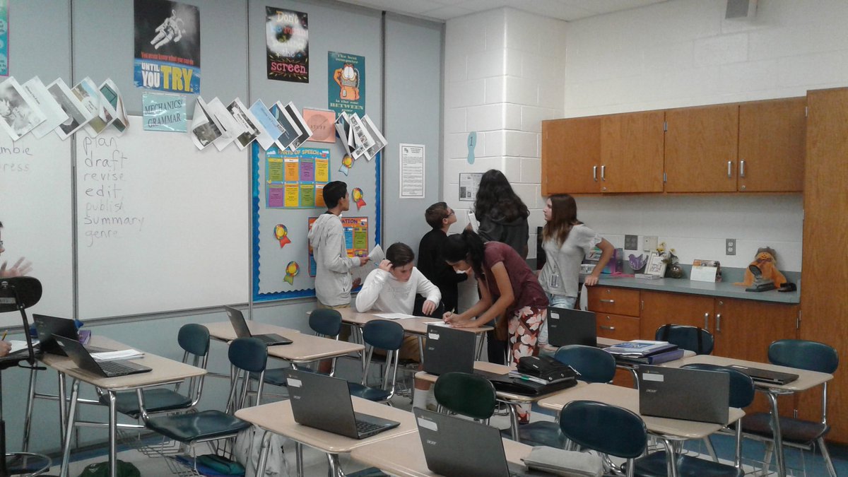 ExcelNb's tweet photo. Team Excel is getting a little culture today in ELA with Mrs. Yost! Students are completing a gallery walk of Van Gogh's finer pieces!

#cultured #artwalk
@nbc_msprincipal @NBC_LeslieErvin https://t.co/d1ecGJiX6V