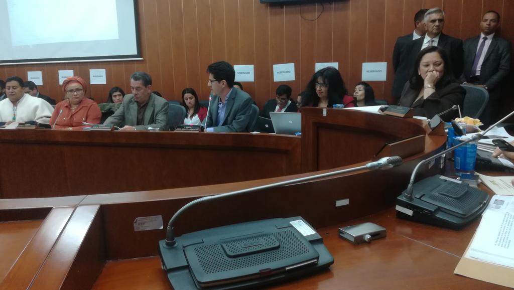 Mujeres tienen derecho a ser madres y ser a la vez trabajadoras, no puede haber contradicción. Por ello como <a href="/PoloDemocratico/">Polo Democrático Alternativo</a> respaldamos iniciativa que busca ampliar fuero de maternidad a madres gestantes.
