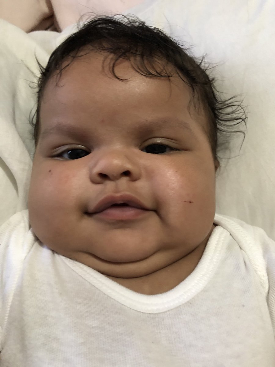 mamavthames's tweet photo. @madddeline_____ @luke_maxwell19 @bluedreambeauty How could someone degrade this !? My kids are perfection https://t.co/Z7Kx3ti0Tc