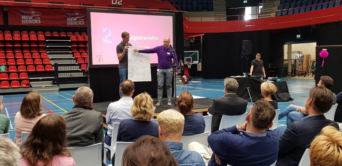visser_eric1's tweet photo. Hoe worden wij de meest duurzame gemeente van Nederland? Er wordt in ieder geval hard aan gewerkt in #DenBosch #innovatievafé  #duurzaamshertogenbosch #raaddb @ynnovate @shertogenbosch https://t.co/xxtk4fanuV