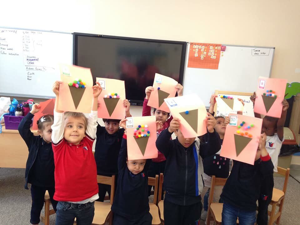 IstanbulSchools's tweet image. Painting #Pumpkins and ice cream 
#Math_game
#Education
#Schooos
#Istanbul
#Turkey