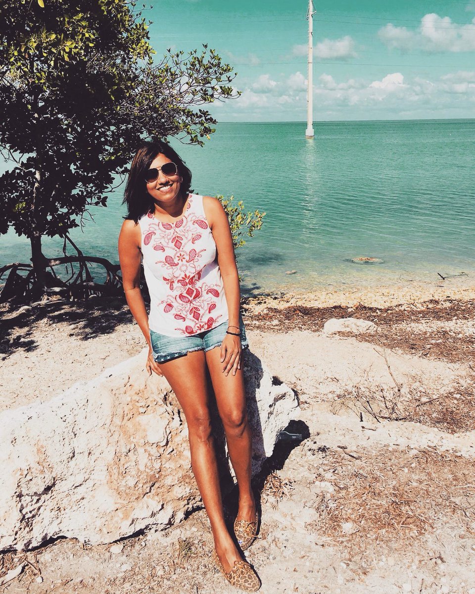 otavTravelBlog's tweet photo. Visiting the Florida Keys is always fun!
Please follow our travel blog for updates on our trips. https://t.co/zUdhXOnRPO
#OrdinaryTravelers #AmazingVacations #OrdinaryTravelersAmazingVacations #Travel #otavTravelBlog #keylargo #floridabeaches #florida https://t.co/4xBLeg0Wlr