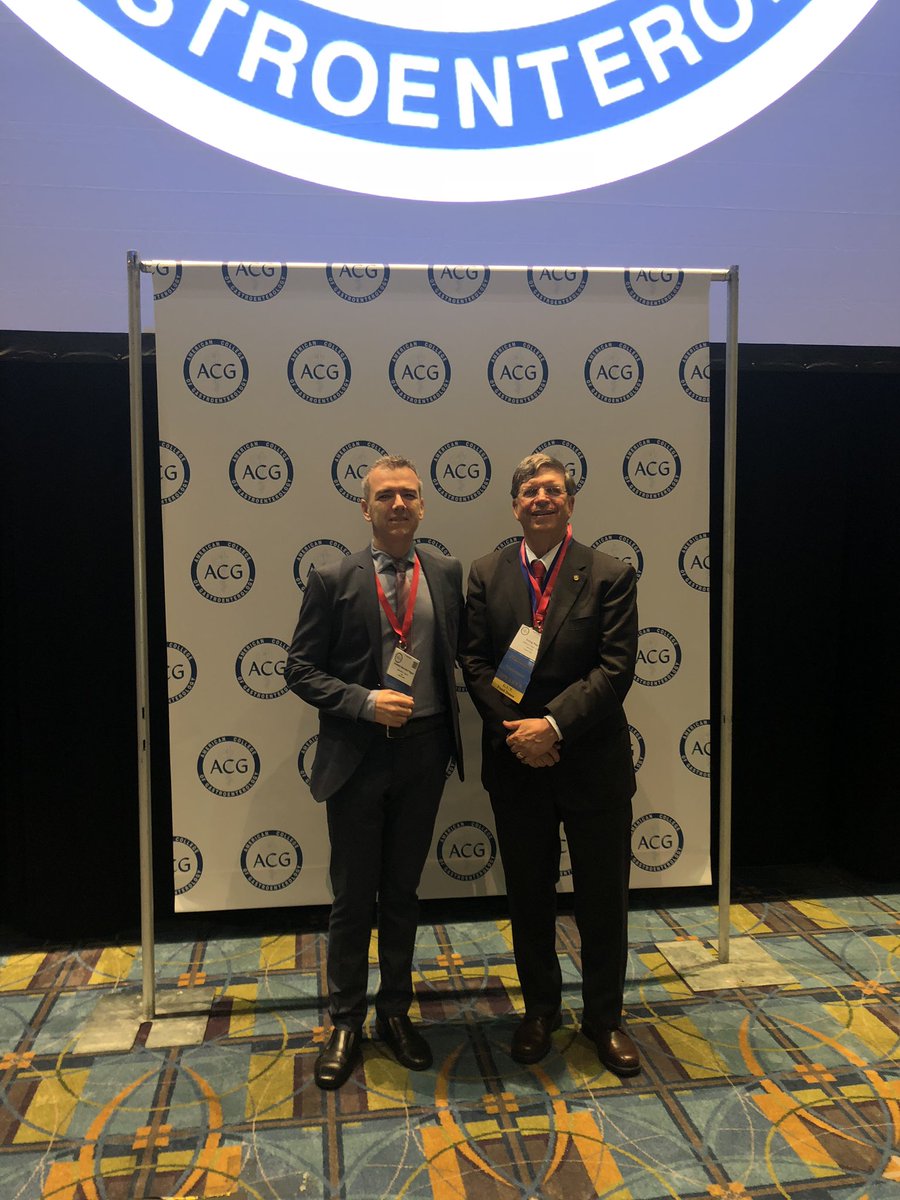 Tras el ACG Annual Business Meeting el Presidente felicitó personalmente a todos los que habíamos obtenido la prestigiosa distinción de Fellow del American College of Gastroenterology (FACG) en el último año <a href="/AmCollegeGastro/">ACG</a> #ACG18