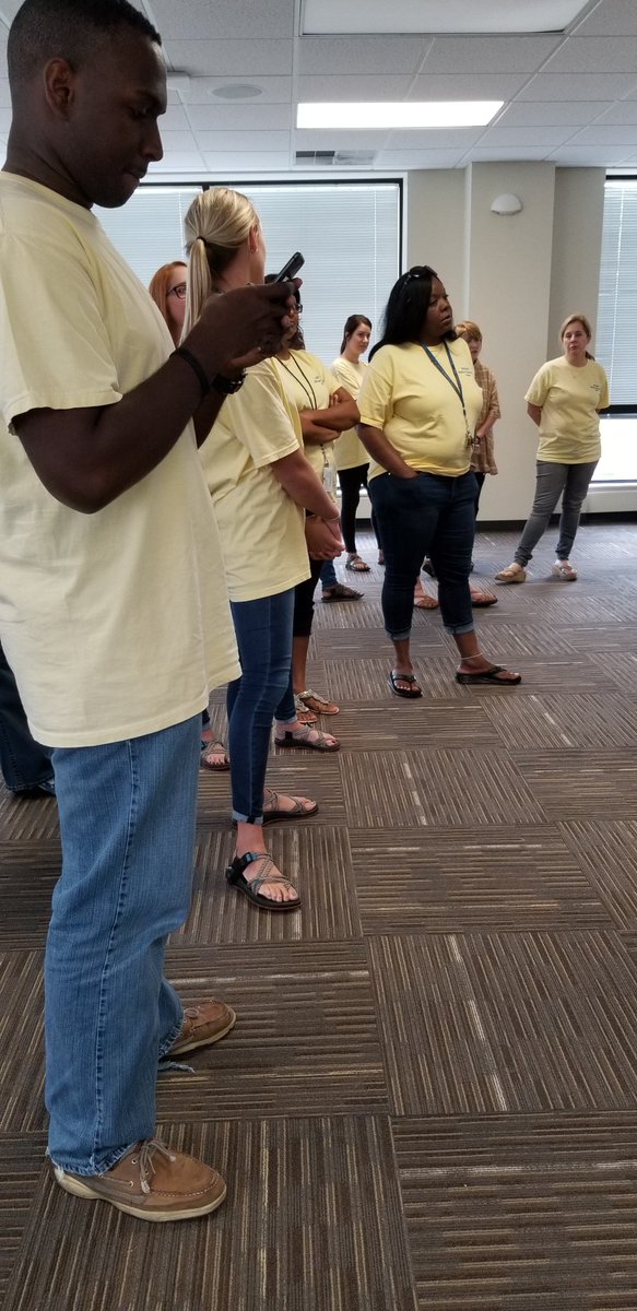ConnerConquers's tweet photo. Thinking through Culture Breakers:  Great mind discuss ideas. @krl1920 @ConnerConquers @mattelemsch @ldjc47 @ldpteach https://t.co/oK6jQGtkqa
