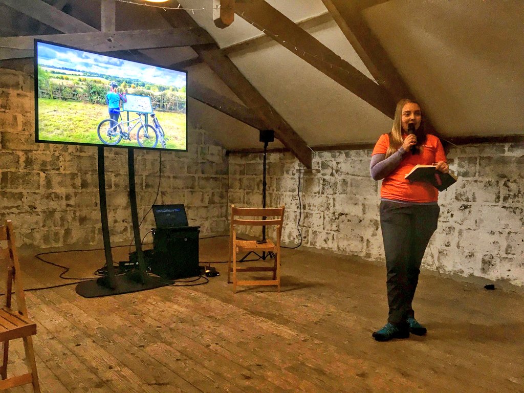 misswheezy1's tweet photo. Working on my public speaking at @NTSWOF last weekend with @OrdnanceSurvey - great to have so many people genuinely interested in how asthma affects activity, but doesn't have to hold you back from cool adventures! 😎😊🚴‍♀️🏃🏼‍♀️

#SWOF #outdoorbloggers #getoutside #ntswof https://t.co/YCg7N1QXpl