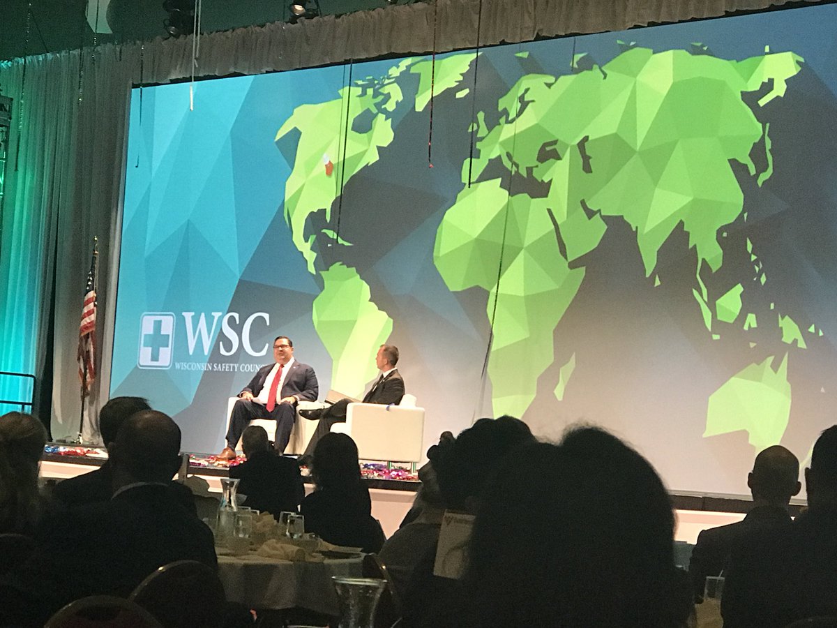 triciarae3's tweet photo. Brian Smith, EY Partner &amp; international site-selector shares “why Wisconsin” for companies that have decided to invest millions (or billions) of capital here @InWisconsin. @EYnews @WisconsinMC @WEDCNews @WadeGoodsell https://t.co/LnwYSiY3d9
