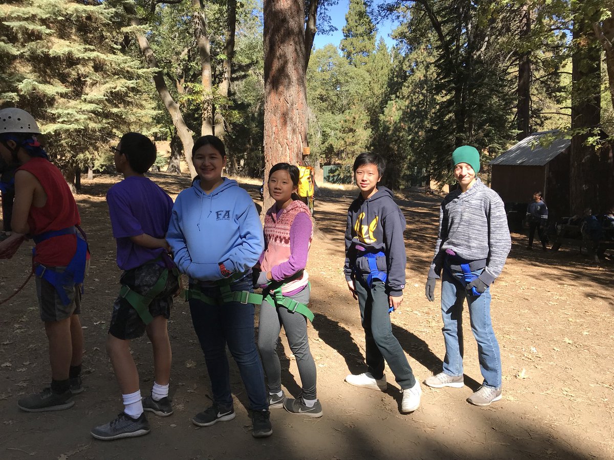 HistoryFrog's tweet photo. Wonderful morning at the ropes course. #grit #determinatiom #teamwork @FirstAveMS @FirstAvePTSA #FApalicamp @ArcadiaUnified https://t.co/DbCsLOlHeU