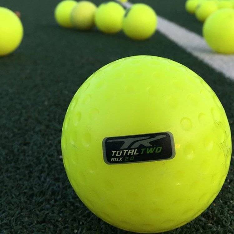 TKHockeyUK's tweet image. How many of these have been lost this year already at your club? Don’t worry, we’ve got a wide range of balls to keep you kitted out. #totalone #totaltwo #totalthree #hockey 📷: @GoalieGoods