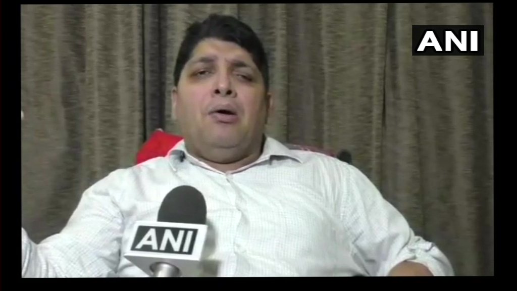 ANI's tweet photo. Punjab-based National awardee Vivek Joshi says,"an Air India attendant demanded money from me at Mumbai Airport on Oct 7 as I'm wheel chair bound.They even demanded money to wrap my wheel chair&amp; walker&amp;asked me to sign an undertaking that I won't demand money if they are damaged" https://t.co/QBYOZ1nqXE