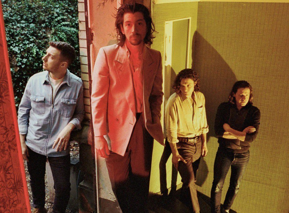 SSBallroom's tweet photo. TONIGHT: *SOLD OUT* @ALT1037DFW presents @ArcticMonkeys w/ @MiniMansions! Doors: 7PM | Show: 8PM. https://t.co/gBZ5qgo5a7