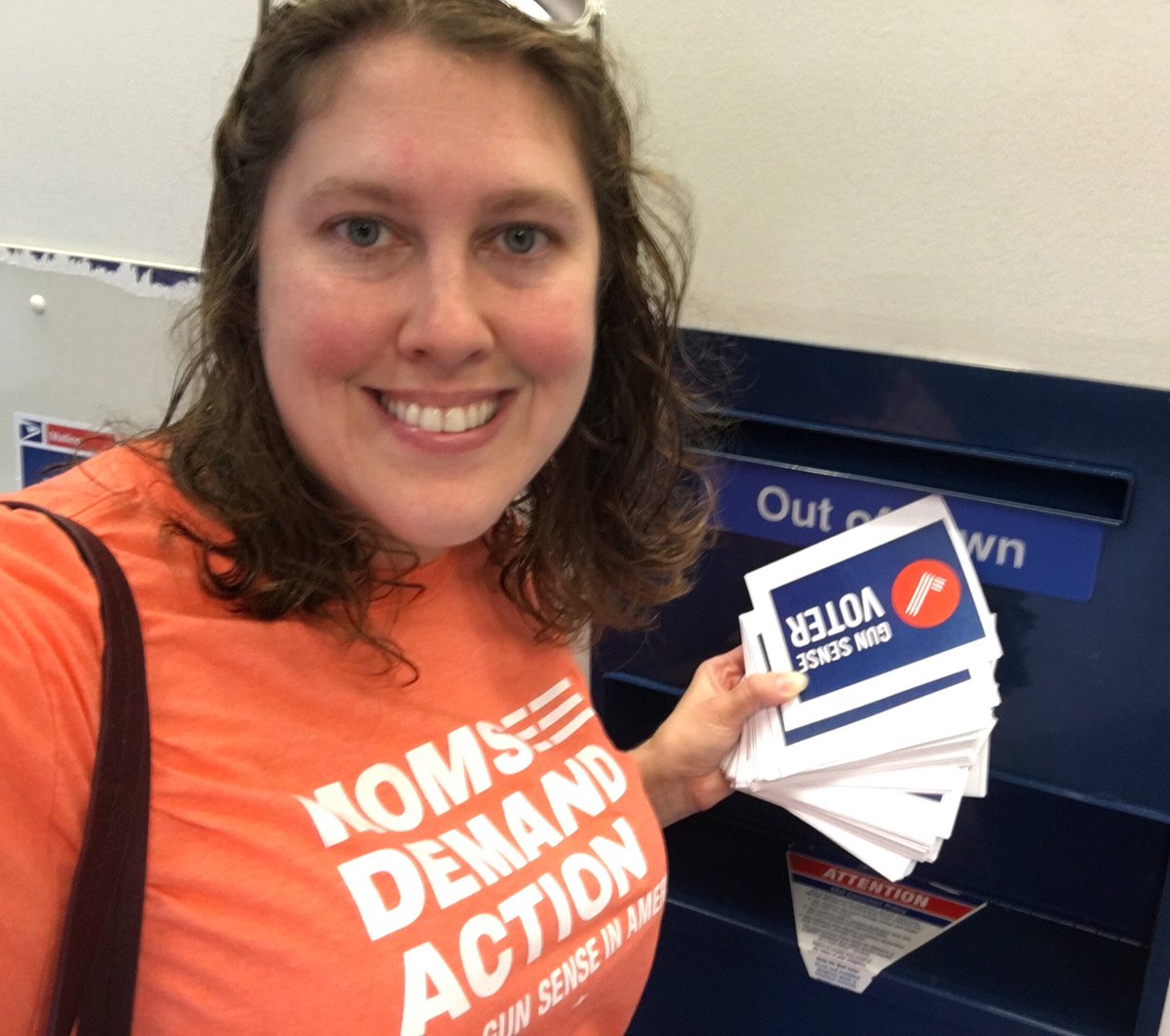 BAmandaTweets's tweet image. The Frederick group mailed out their first 100 gun sense voter postcards today! 400 more to go! @MomsDemand #MDPolitics #midterms #ThrowThemOut #ExpectUs #gunsense #GunSenseCandidate