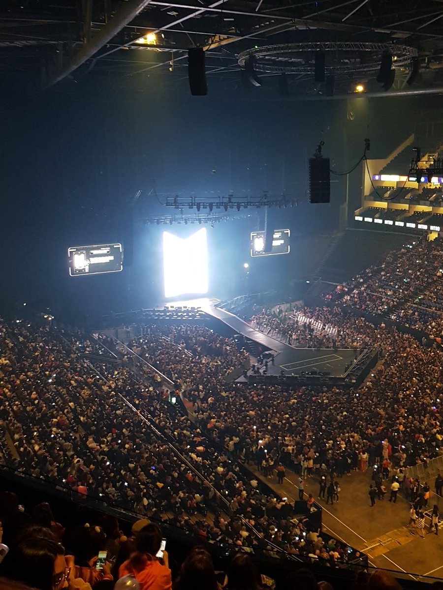 thebeefmeister's tweet photo. Out with my daughter at the BTS concert. An awful lot of singing, and it hasn't even started yet! https://t.co/NceehIODYG