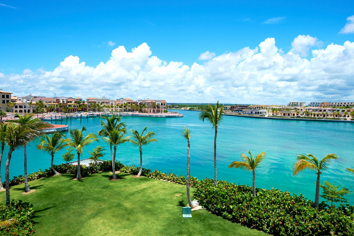 marcosladevi's tweet photo. #Palladium expande la marca #TRSHotel con la apertura de TRS Cap Cana Hotel. El #resort solo para adultos en #RepúblicaDominicana abrirá el 1/11, con 115 #suites de #lujo, 39 junior suites con #piscina, 9 suites con vista al #mar y una ambassador suite / #Ladevi -#caribe #tourism https://t.co/2FZ7DbAmHp