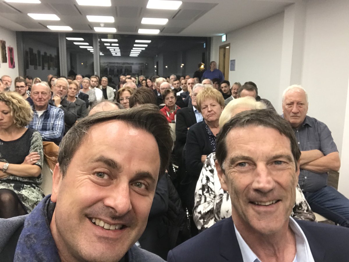 Xavier_Bettel's tweet photo. Full House zu Esch @dp_lu den Owend #dp2018 #Lëscht6 XB https://t.co/Bf4LJbwQMy