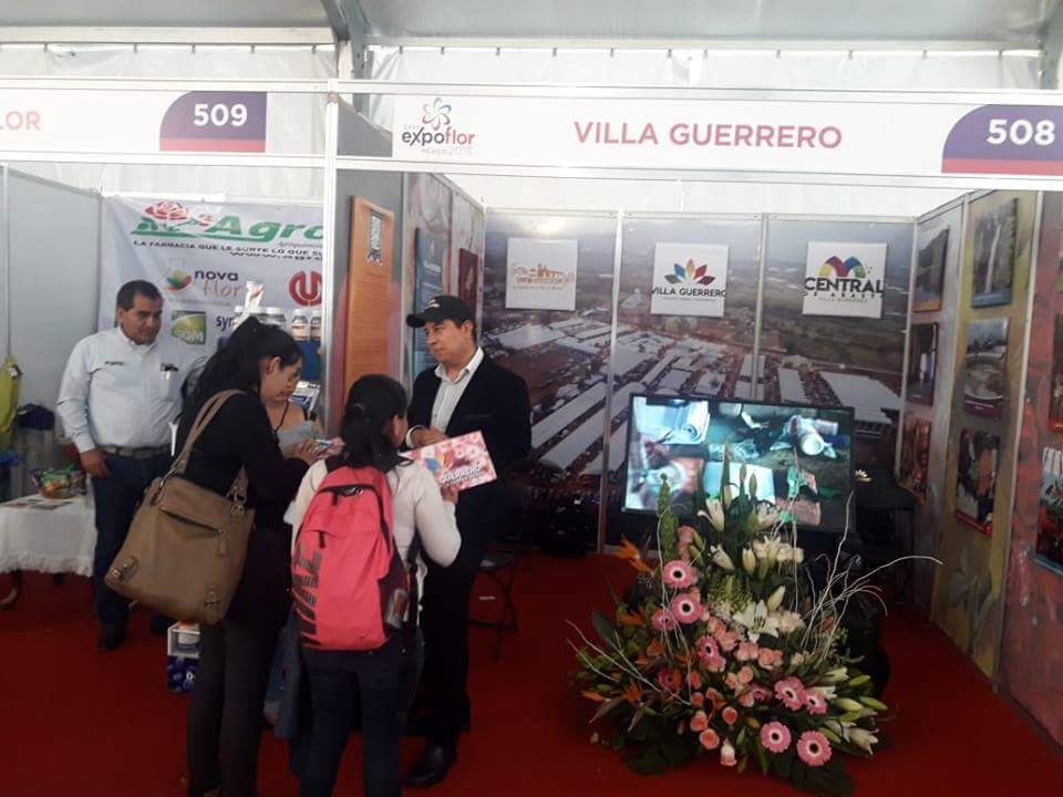 ExpoFlorVG's tweet photo. Así es como vivimos Expo Flor México 2018. ¡Gracias a todos los que hicieron posible este evento! Nos vemos el próximo año. @SAGARPA_mx, @SEDAGROedomex, @ASERCA_mx, Municipio de Villa Guerrero, @Edomex, Tecnológico De Estudios Superiores De Villa Guerrero. https://t.co/lhQ5F4ufJg