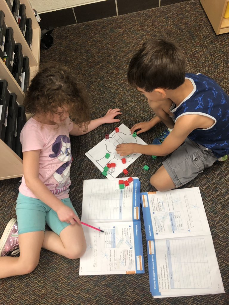 salmj1st's tweet photo. Finding all the different combinations of 10 in math today. 🍎🍏@a2Thurston https://t.co/WYgOhhcqq6