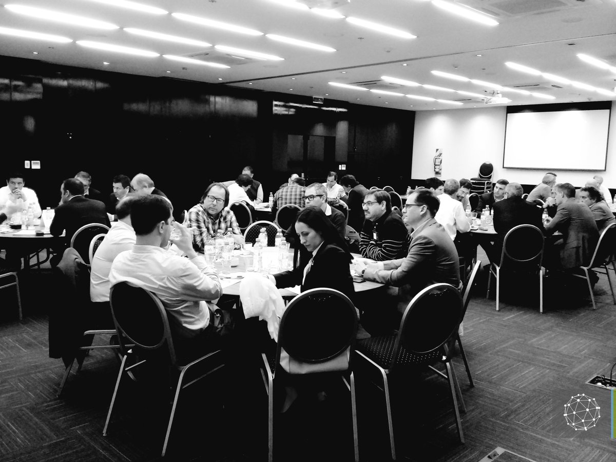 Red_In_Tech's tweet image. ☕️El jueves 4/10 estuvimos en el Desayuno de Networking en Novotel en el cual se buscó impulsar el negocio colaborativo entre distintas empresas para crecer en conjunto. Gracias @CAISITarg por dejarnos ser parte de este evento🤝

#CAISIT #RedInTech #DesayunodeNetworking #Novotel