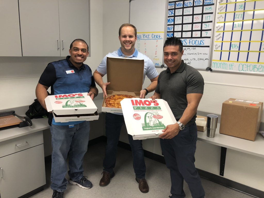 MickFJJr's tweet photo. Congrats to Nick and Jared at the Chesterfield Store for winning the weekend Small Biz contest for Team V. Enjoy the IMO’s. @CynthiaTimmerm3 @mvitty01 @woolverton_b @ShadfarShawn #MidStatesProud #sbaallday https://t.co/y0Pqr622Bx