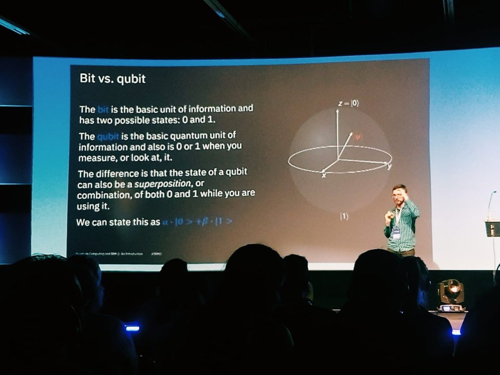 AdilsonChicoria's tweet image. RT ibmbrasil &quot;Carlos Cardonha, Pesquisador de IBM, explica os conceitos da #ComputaçãoQuântica no #ibmclouddiscovery #QuantumComputing https://t.co/IEor8Z6Ov9&quot;
