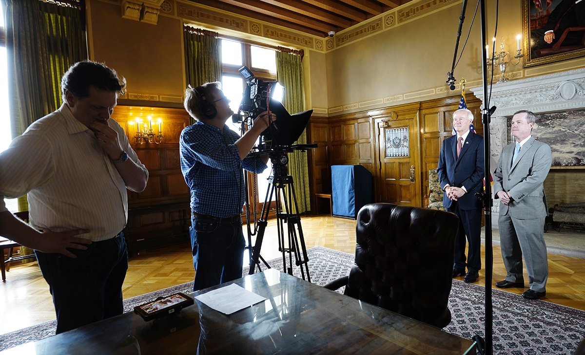 It was cool working with <a href="/AsaHutchinson/">Gov. Asa Hutchinson</a> and <a href="/cranford/">Cranford Co.</a> on a <a href="/healthInnovatAR/">Health InnovatAR - A Healthcare Accelerator</a> promo video today. UAMS' partnership with Health InnovatAR will benefit our patients and serve as a catalyst for employees to think about innovative ways to solve problems.