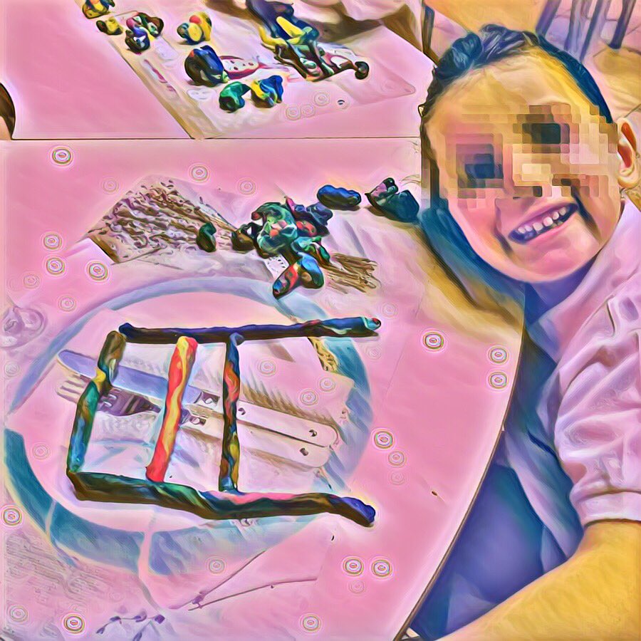 paoletta1009's tweet photo. Using @PlayDoh to write chinese characters was a great experience for all #kindergarten kids! 
We ♥️ Chinese! 

#learnbydoing https://t.co/2RyRwwe3ir