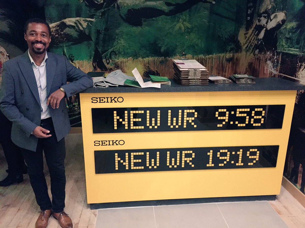 EspritMD136's tweet image. @espritgroup #jordan had his table boxing timed..... no here at #tracksandrecords @usainbolt #london amazing #bigsign