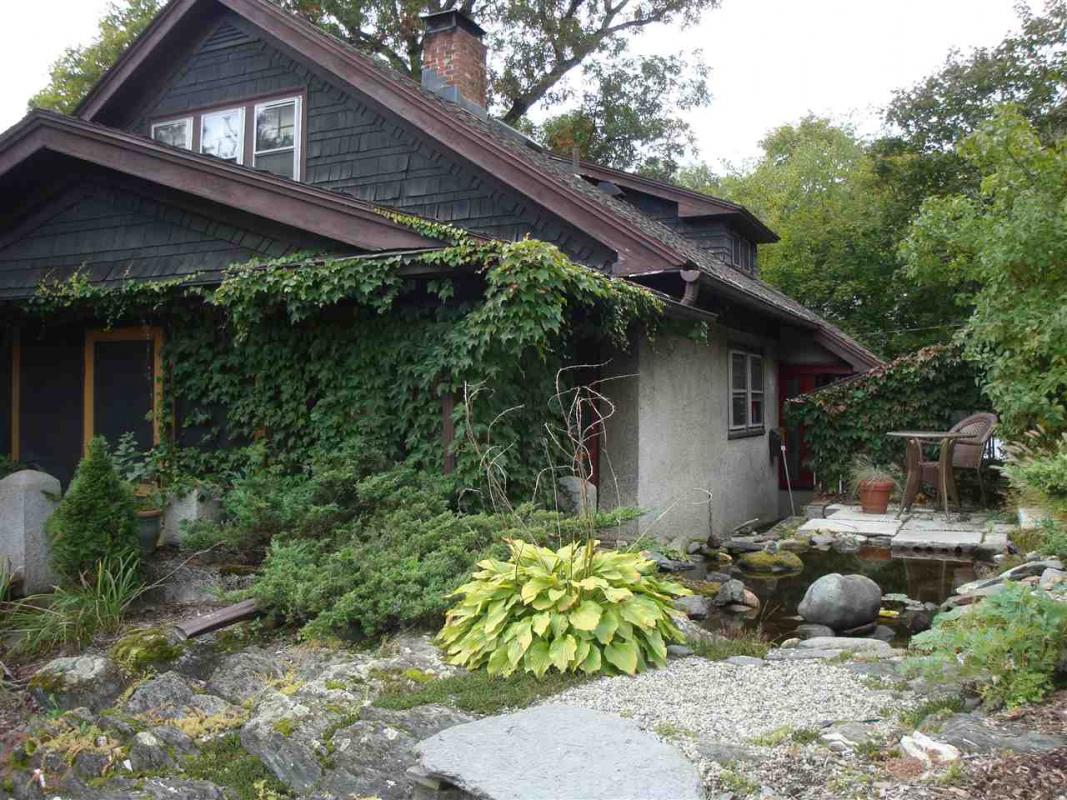 darleneconca's tweet photo. Check out my #listing in #Brattleboro #VT  #realestate #realtor https://t.co/LJp84nraol https://t.co/SjRK0QQGVI