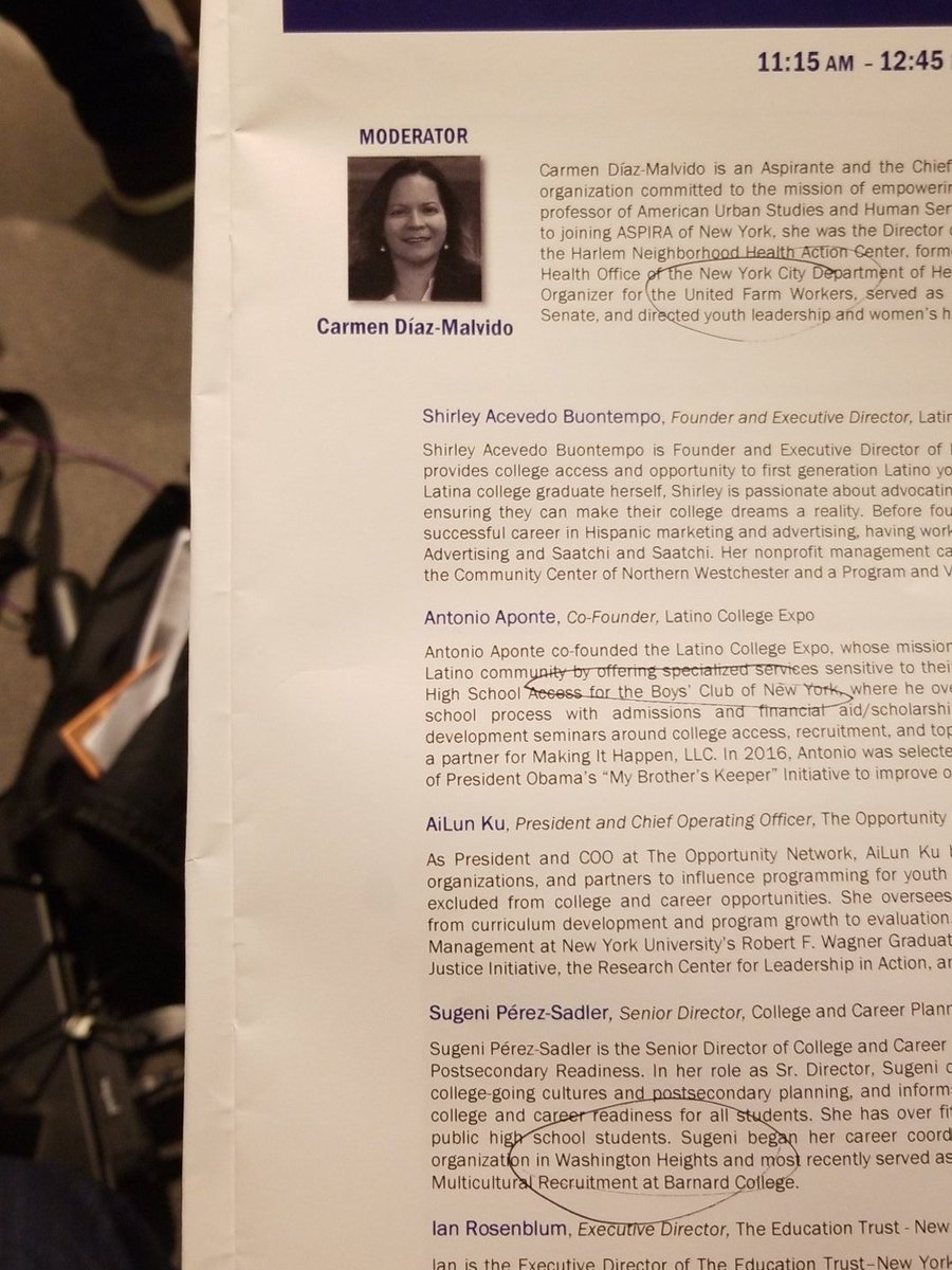 RJackson_NYC's tweet photo. @HispanicFed workshop on Pathways To College is jam packed and was an excellent workshop. Thank you. #HispanicEdsummit18 https://t.co/3NVJf3bD0h