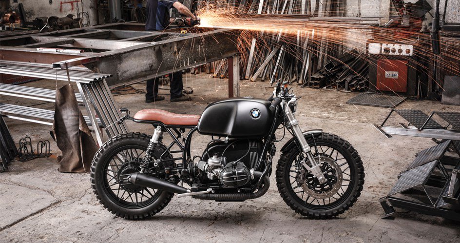 CafeRacerDreams's tweet photo. Work on something that makes you want to jump out of bed in the morning💥
#caferacerdreams #crd98 #caferacer #caferacers https://t.co/OMQ9vgVDtx