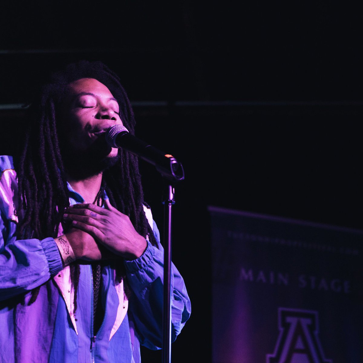 TucsonHHfest's tweet photo. ISSA VIBE at our festival. (shout out @lando_chill) 🎶 #THHF18 #THHF19 #Tucson credit: JuliusSchlosburg https://t.co/jQDJKrcTwO