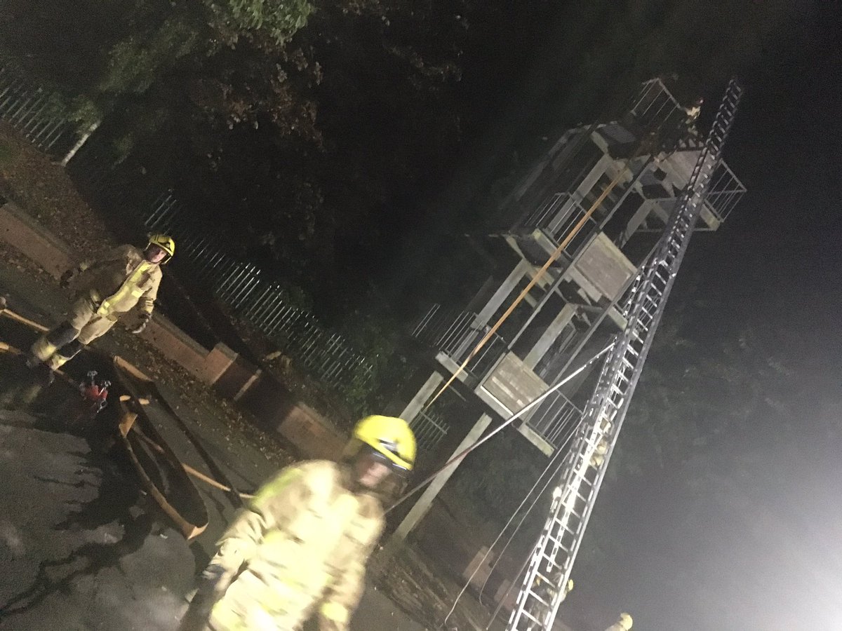SFRS_JBainbr's tweet photo. Peer audit with Hodnet crew. Testing Core Skills to ensure operational readiness. #OnCallFamily #OneTeam https://t.co/NRP8oeHCBa