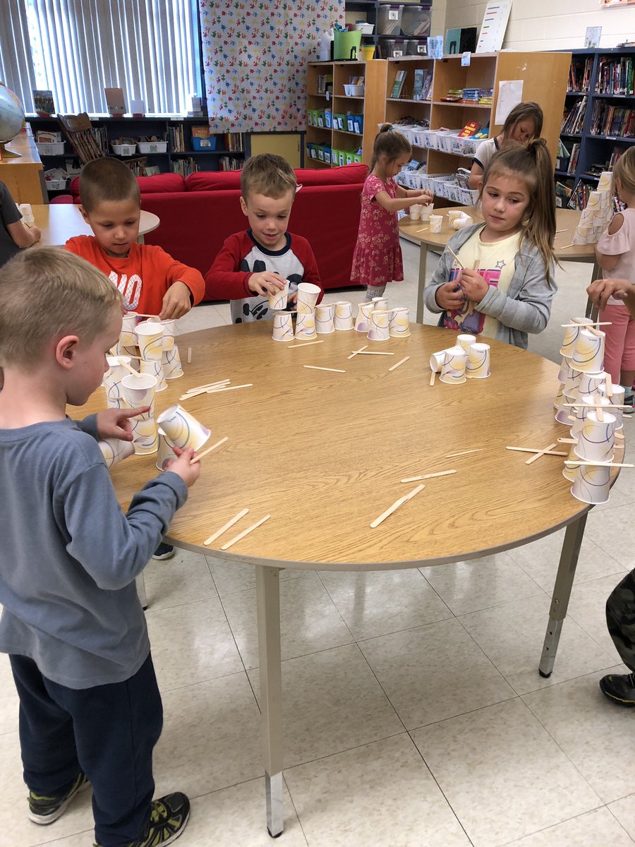 UPSLibrary's tweet photo. Grade 1...first ever STEAM challenge.  Tower O’ Cups. #designprocess @JamesLangner https://t.co/dFYZJqlnF6