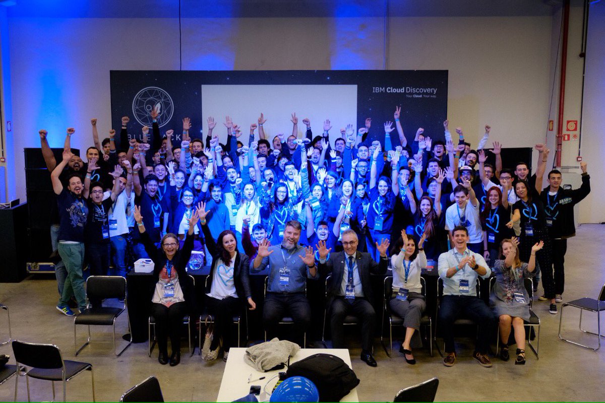 ibmbrasil's tweet image. O time que passou a noite em claro para solucionar os desafios do #BluehackBrasil está preparado para saber quem serão os vencedores dessa edição especial no #ibmclouddiscovery ! #EndTrafficking #sougrupofleury #yestoetanol #ibmthinklab