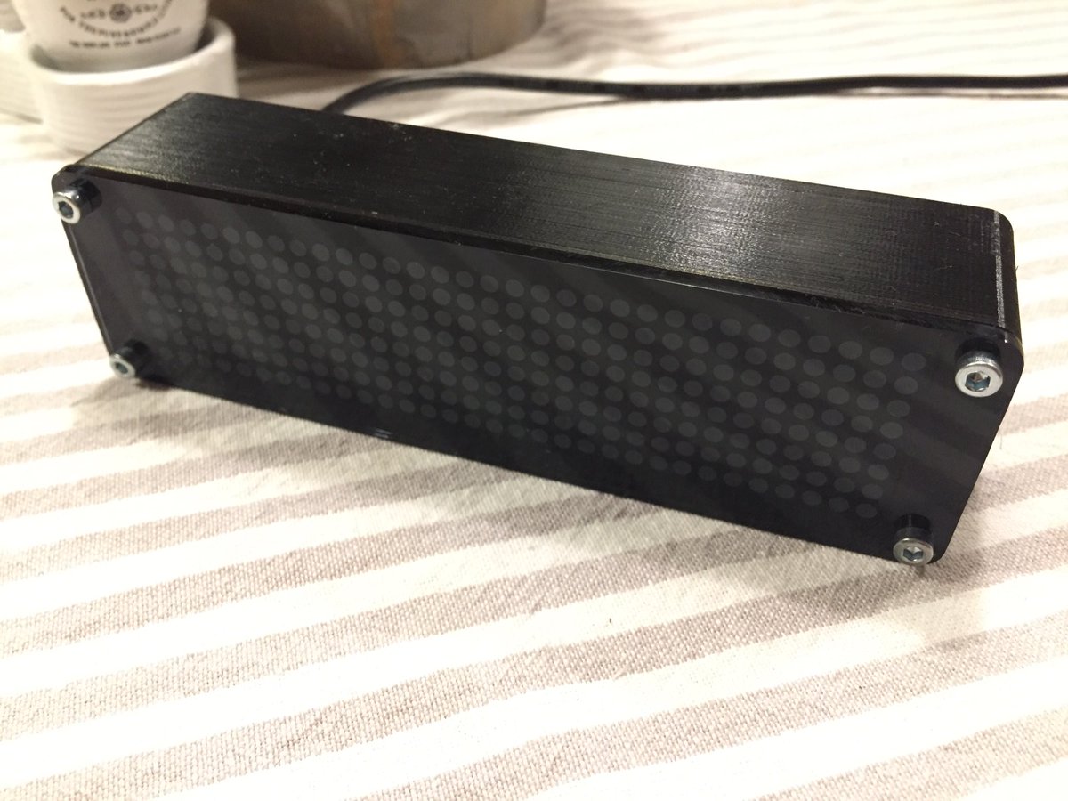 Bradac3D's tweet photo. Krabička na elektroniku. Počítadlo lajků a odběratelů ze socialních sítí. Enclosure for electronics. Counter of likes and subscribers from social networks. #3dprinting #3dprint #3dtisk #box #electro #electronics #likeforfollow #subscribe #social #network #pla https://t.co/ze7ScvDLiC