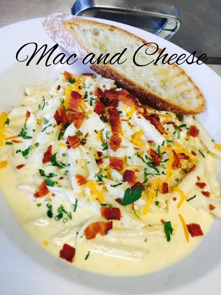 PastaGiGis's tweet photo. Cooler temperatures call for comfort food and this tops the list. Our house blend of cheeses made into a creamy sauce with penne pasta and topped with crispy bacon. My mouth is watering now. It’s yours? @PastaGiGis #localfood https://t.co/Ksv4i4OY8G