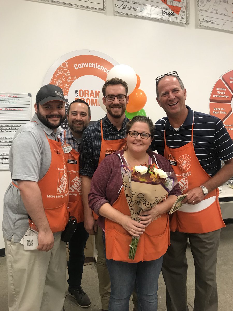 troyer_paige's tweet photo. 2761 CAM WINNER!  April Mann is a repeat 17-18!!  Thank you for all you do to support the store and your customers!! @TrudellM @TomTaylor2189 @veenstjo @Pabasel12 @bethTHD @Mdross66 https://t.co/nFdXxWow1X