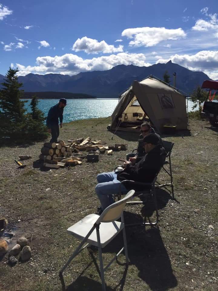 expansecottages's tweet photo. Jason and some friends enjoyed a lakeside campout along Abraham a couple weeks ago!
Even got in a ferrata climb, way to go!! Looks like a great time 👍👍
Thanks for the pics Brenton &amp; Kris!
#abrahamlake #explorealberta #dtcountry #viaferrata #mountstelfox #canadianrockymountains https://t.co/htQ2U3h0Rr