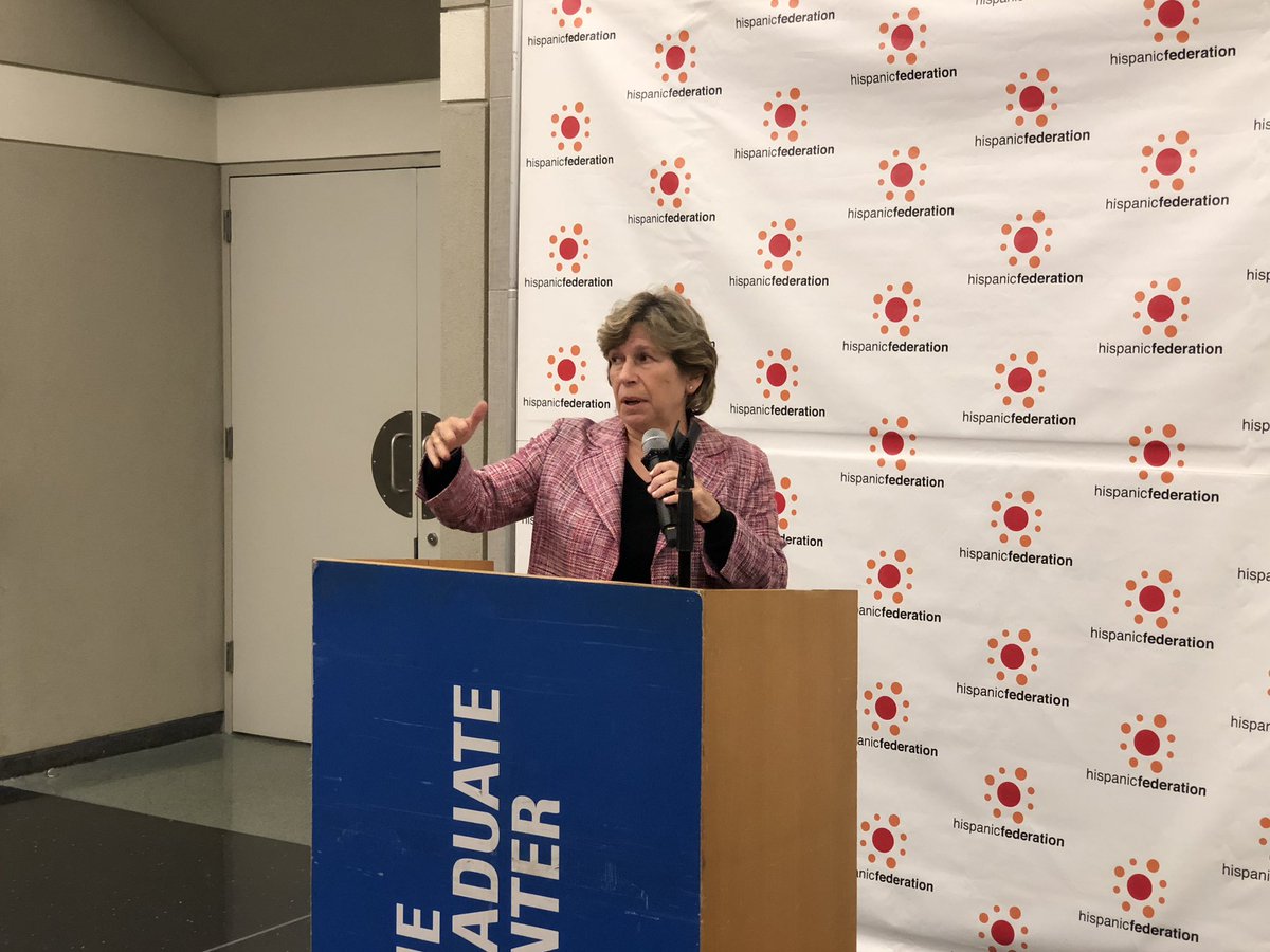 HispanicFed's tweet photo. The #HispanicEdSummit18 closing speaker, @AFTunion’s @rweingarten. https://t.co/DqPSazl6Tj