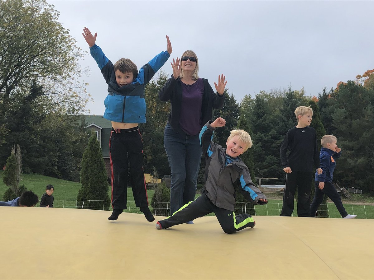 davebeaton4's tweet photo. Took in @BrooksFarmFun on Easter Monday. Many fun and ridiculous activities. #pumpkincannon #strawpyramid https://t.co/EAPFkLNAzF