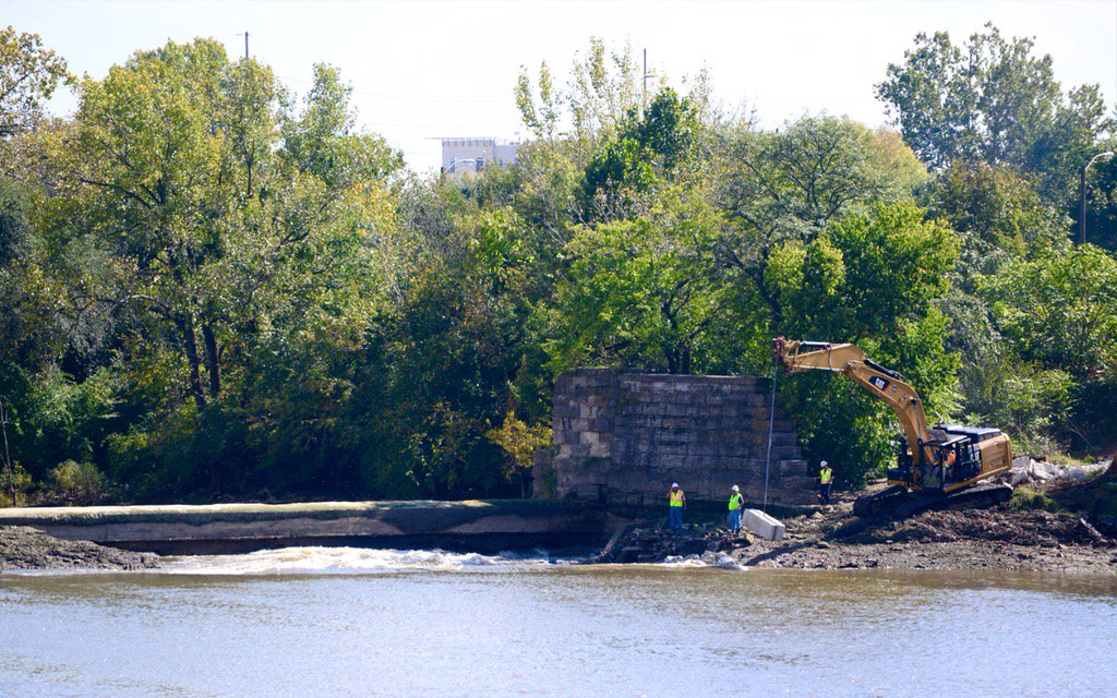 Plugging a hole in the dam at 16th &amp; White River, Indianapolis.