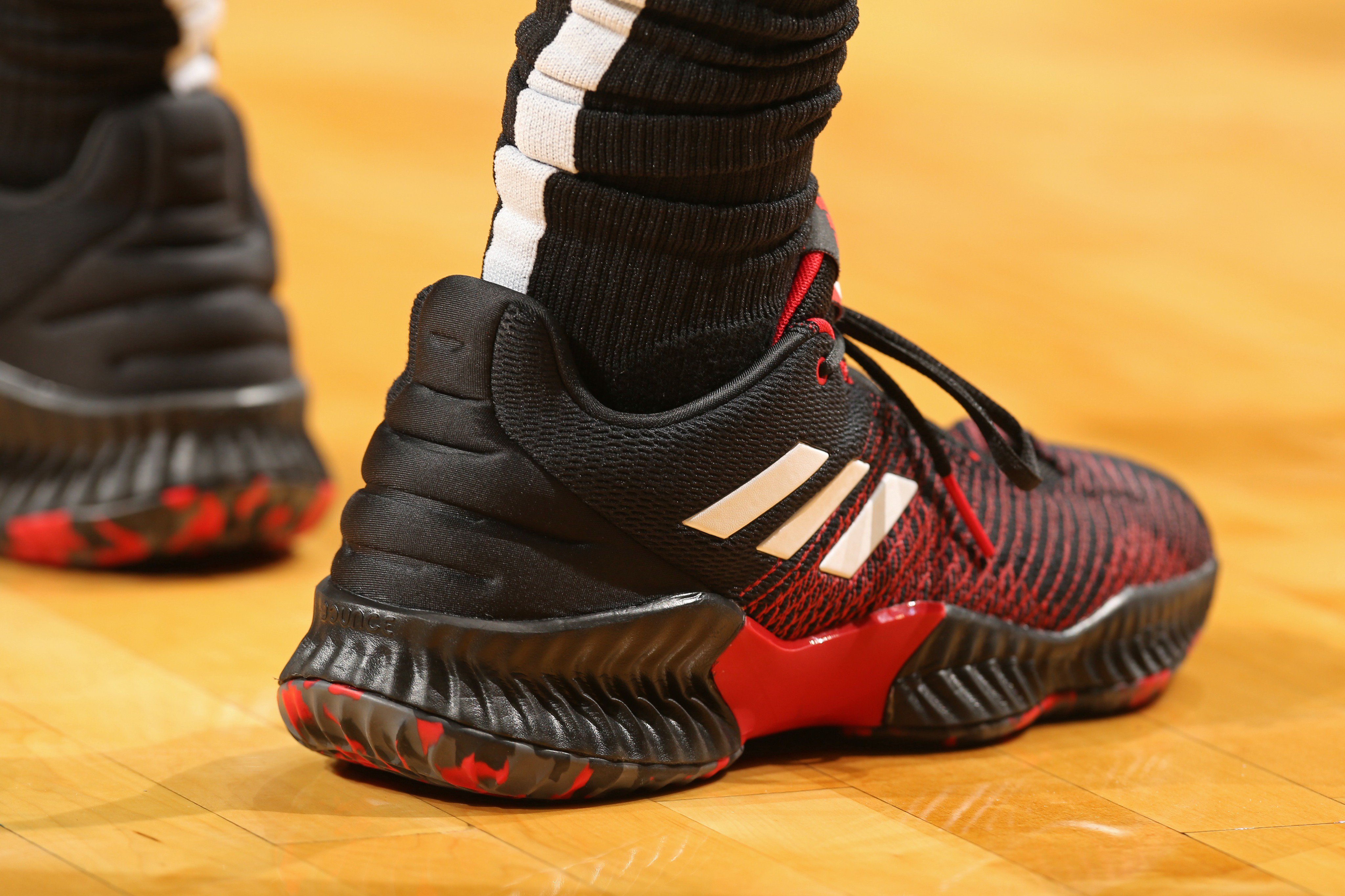 B/R Kicks - Zach LaVine mixing it up with the Adidas Pro