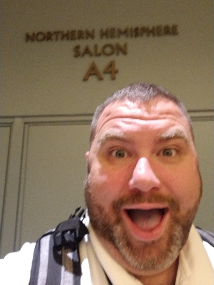 SitecoreHacker's tweet photo. Almost showtime for #EXMLive at #SitecoreSYM https://t.co/Y7sfkTDHRj