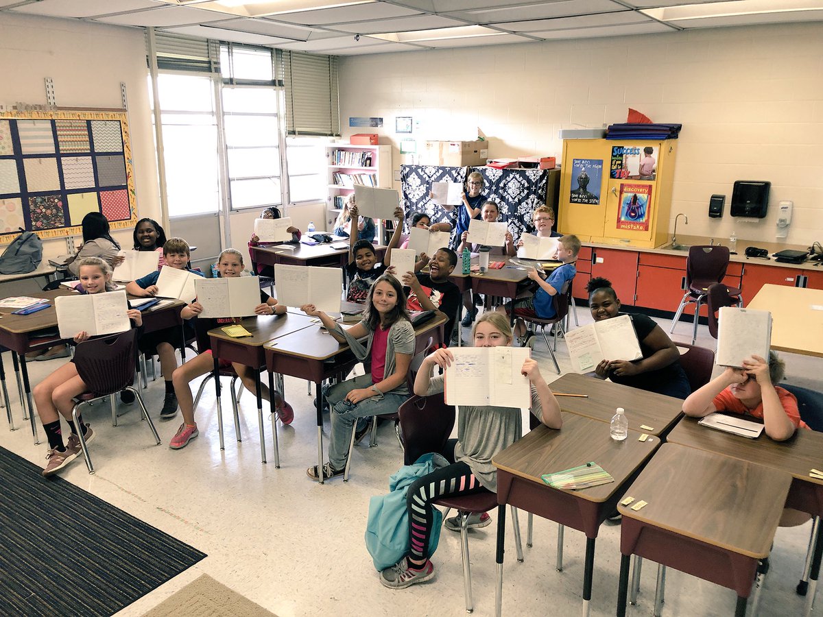 Ms_Mountz's tweet photo. That moment when Ss say how PROUD they are of their own writing 😍😍😍 So glad to see my kiddos TRYING HARD at a new skill, and FILLING UP PAGES in their journals! 📝 📝 📝 #wearewriters #teamSHMS #goodvibetribe https://t.co/sKUYDRVqg4